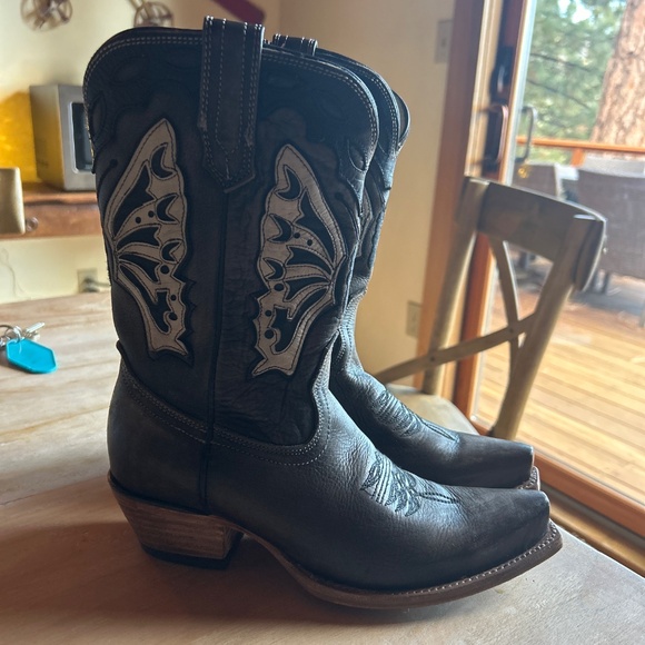 freebird butterfly boots - Picture 2 of 7